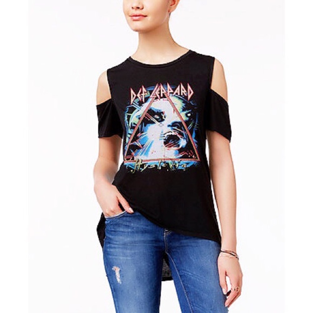 Def Leppard Cold Off Shoulder Black T shirt